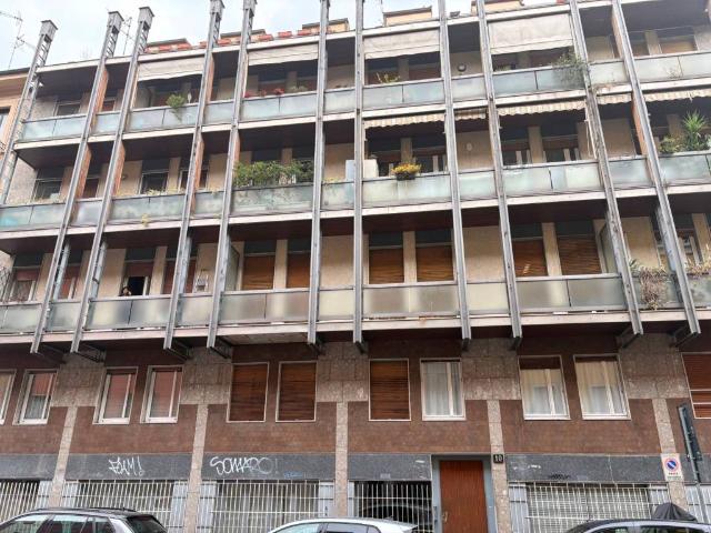 Appartamento in affitto a Municipio 4, Milano