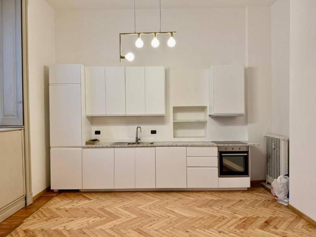 Appartamento in affitto a Municipio 1, Milano