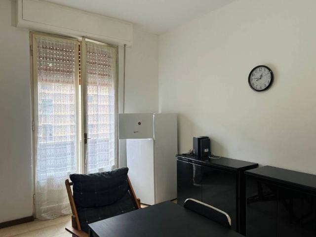 Appartamento in affitto a Municipio 4, Milano
