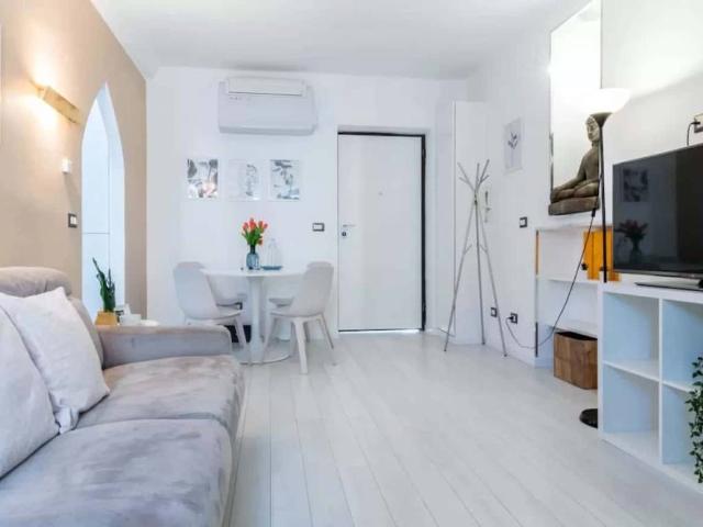 Appartamento in affitto a Navigli, Milano