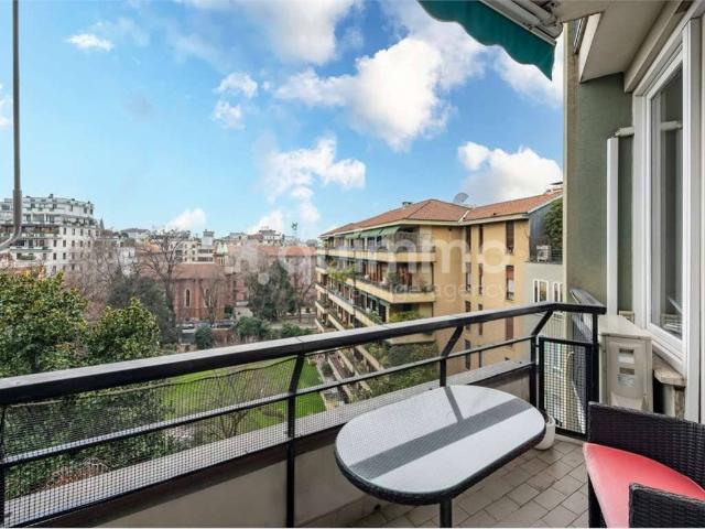 Appartamento in affitto a Municipio 1, Milano
