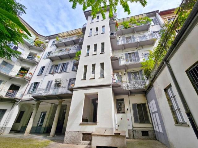 Appartamento in affitto a Municipio 9, Milano