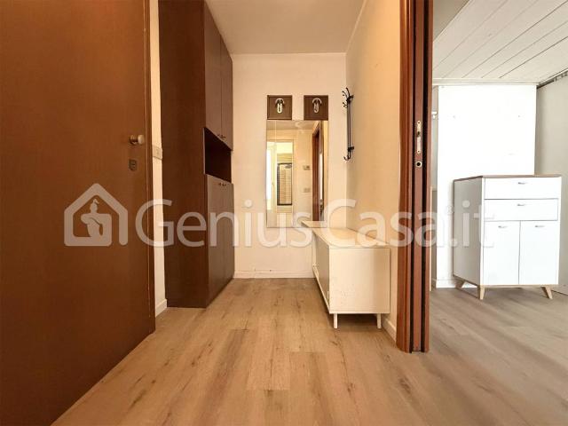 Appartamento in affitto a Municipio 9, Milano