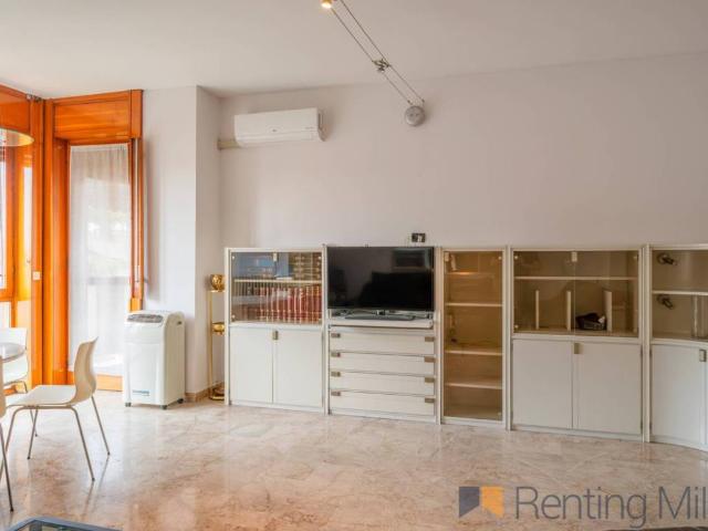 Appartamento in affitto a Municipio 8 di Milano, Milano