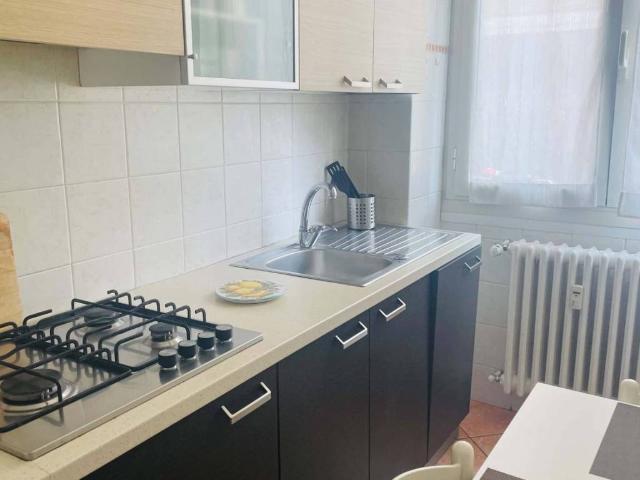 Appartamento in affitto a Municipio 4, Milano