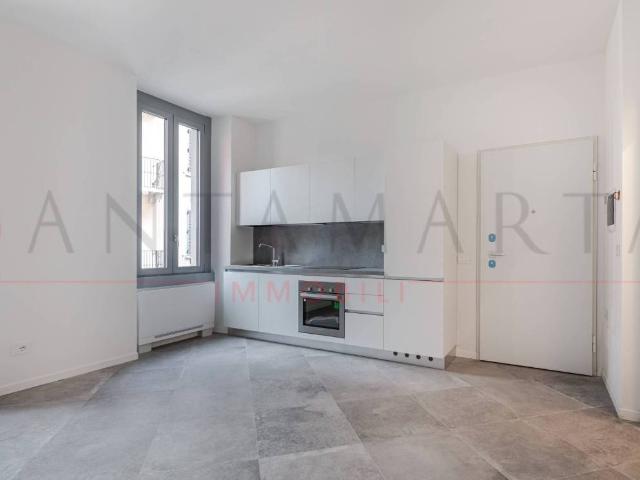 Appartamento in affitto a Municipio 7, Milano