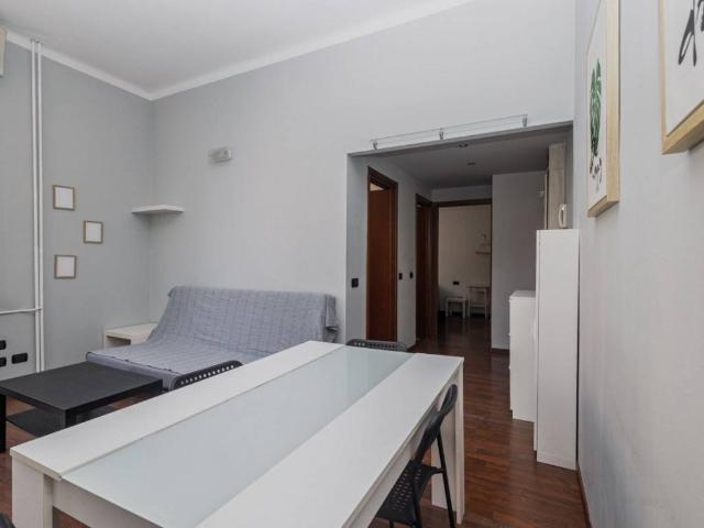 Appartamento in affitto a Selinunte, Milano