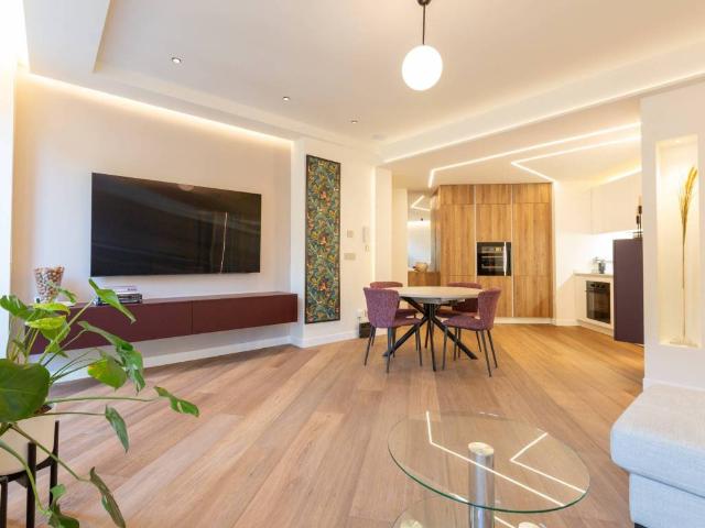 Appartamento in affitto a Centro storico, Milano