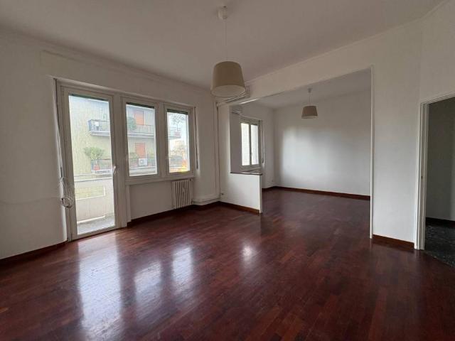 Appartamento in affitto a Municipio 9, Milano