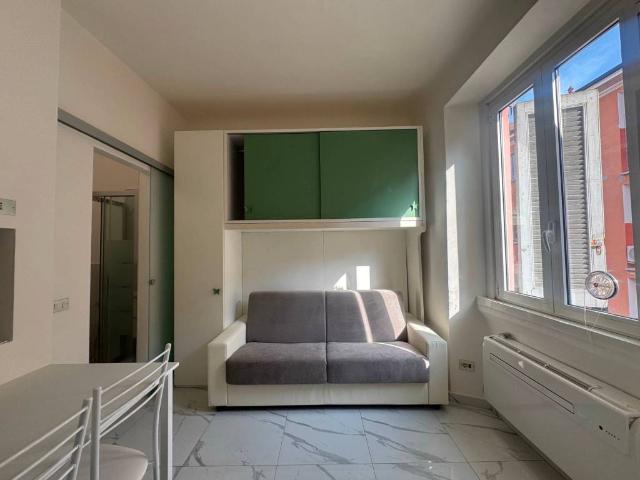 Appartamento in affitto a Municipio 9, Milano