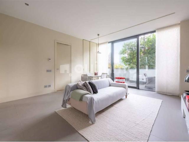 Appartamento in affitto a Municipio 9, Milano