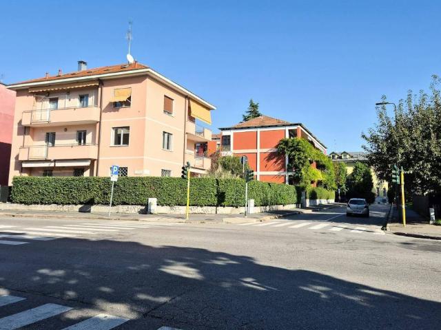 Appartamento in affitto a Municipio 2, Milano