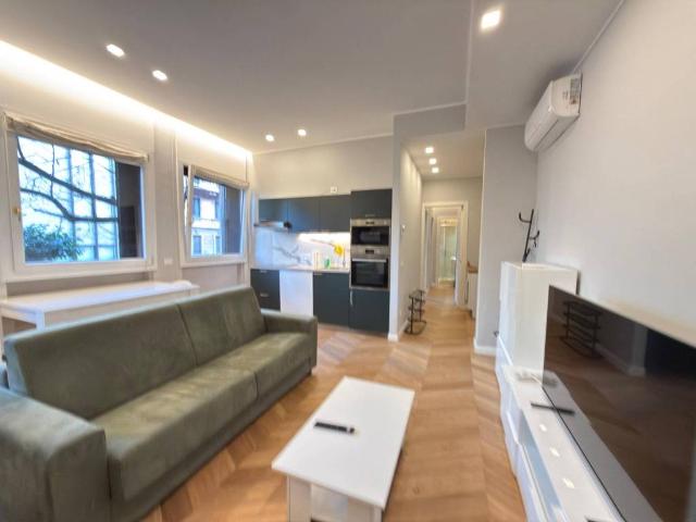 Appartamento in affitto a Municipio 4, Milano