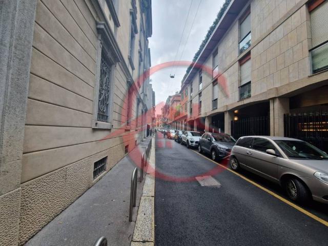 Appartamento in affitto a Municipio 1, Milano