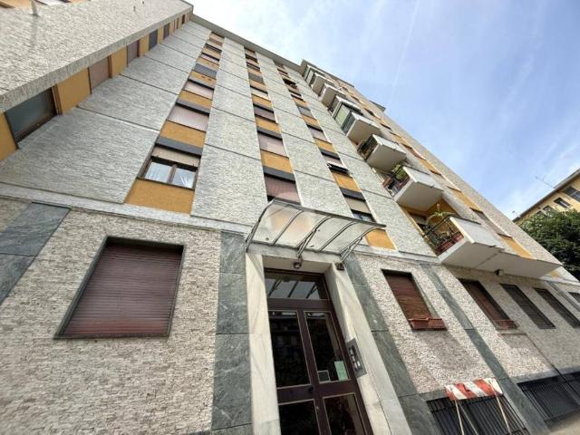 Appartamento in affitto a Municipio 4, Milano