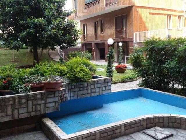 Appartamento in affitto a Municipio 4, Milano