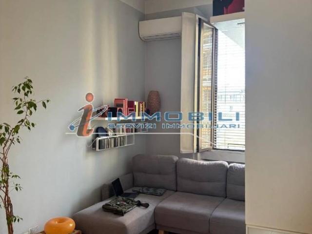 Appartamento in affitto a Municipio 9, Milano