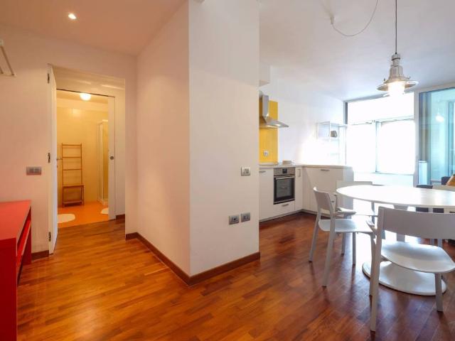 Appartamento in affitto a Municipio 9, Milano