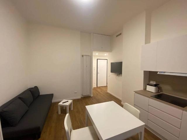 Appartamento in affitto a Municipio 2, Milano