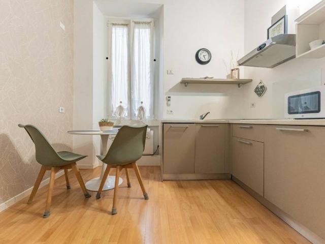 Appartamento in affitto a Municipio 9, Milano