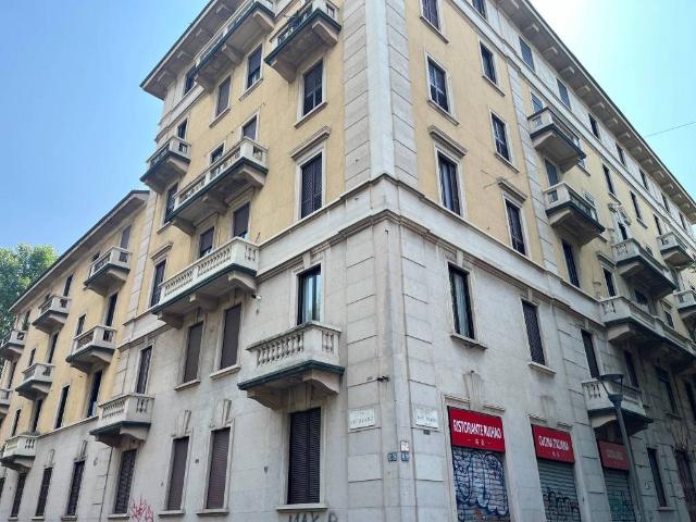 Appartamento in affitto a Municipio 8 di Milano, Milano
