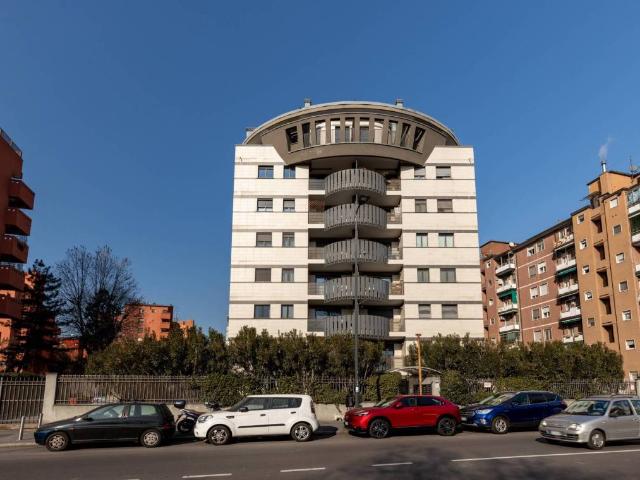 Appartamento in affitto a Municipio 7, Milano