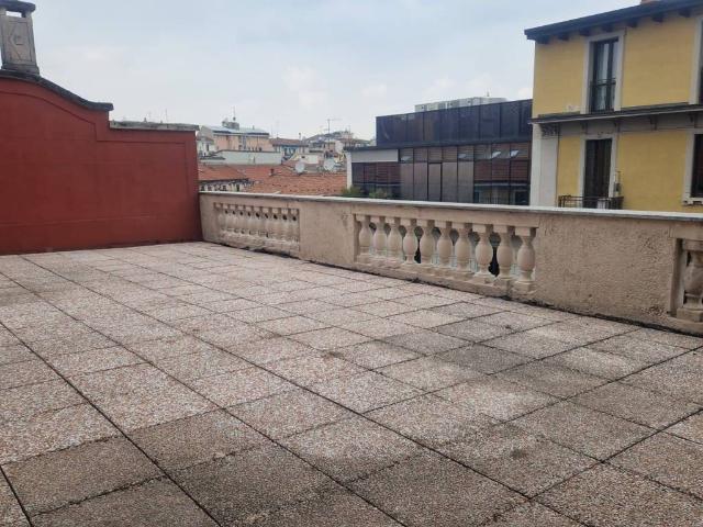 Appartamento in affitto a XXII Marzo, Milano