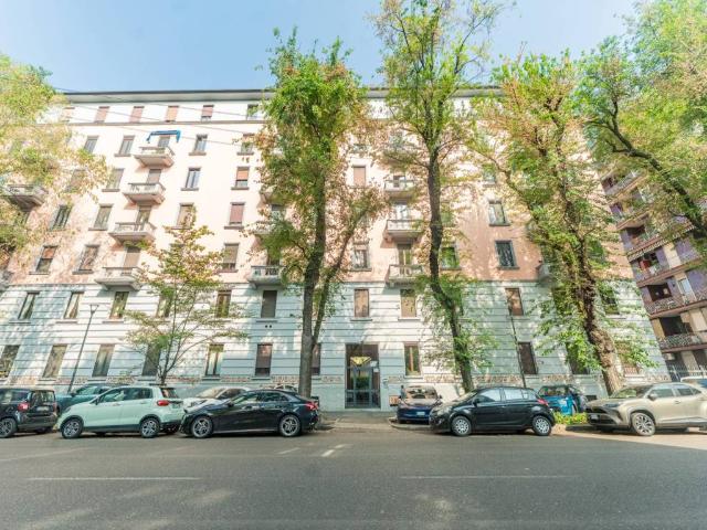 Appartamento in affitto a Municipio 8 di Milano, Milano