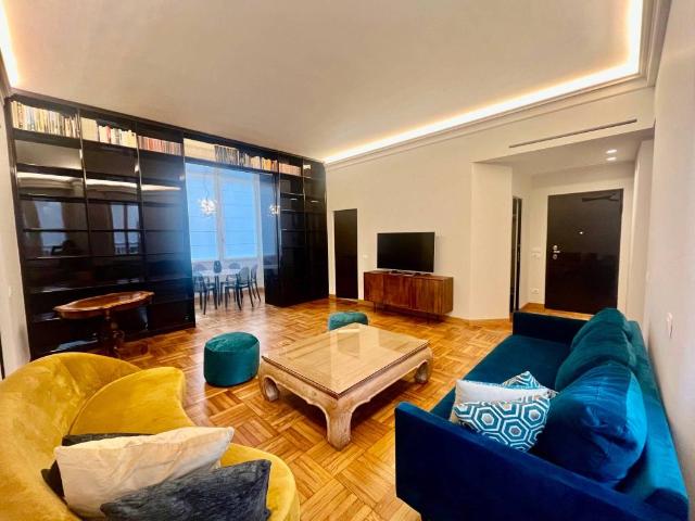 Appartamento in affitto a Centro storico, Milano