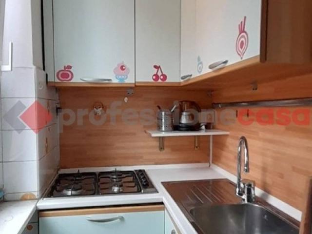 Appartamento in affitto a Municipio 9, Milano