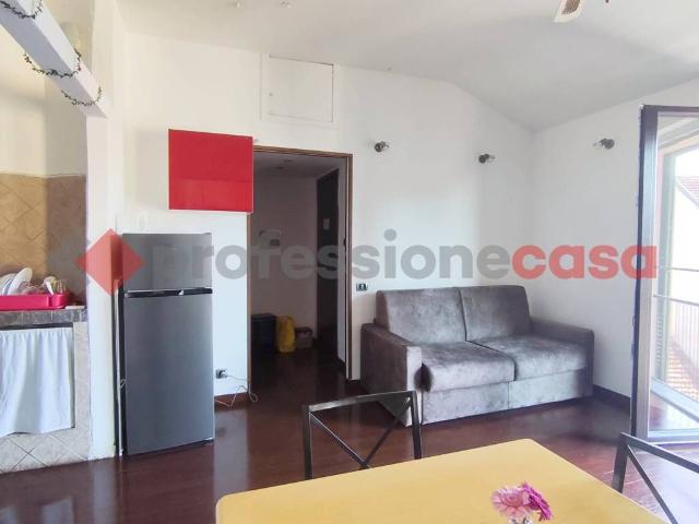 Appartamento in affitto a Municipio 9, Milano