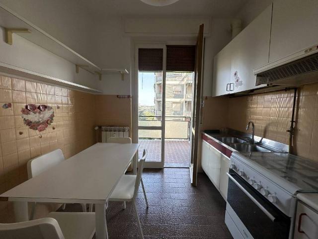 Appartamento in affitto a Municipio 6, Milano