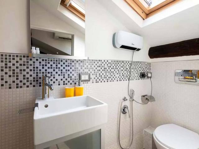 Appartamento in affitto a Municipio 8 di Milano, Milano