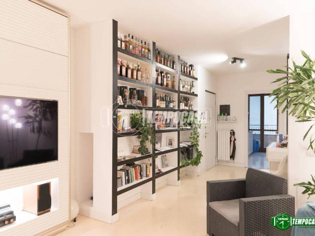 Appartamento in affitto a Municipio 9, Milano