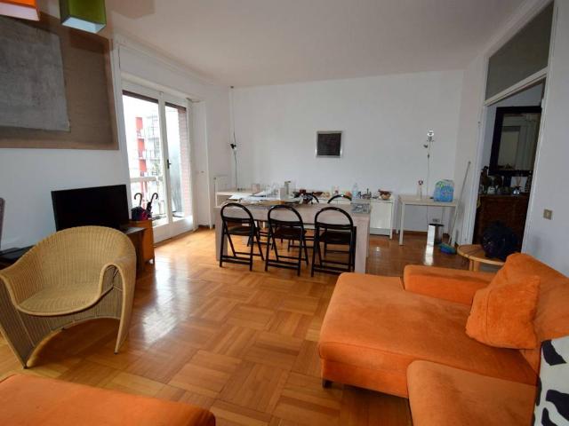 Appartamento in affitto a Municipio 2, Milano