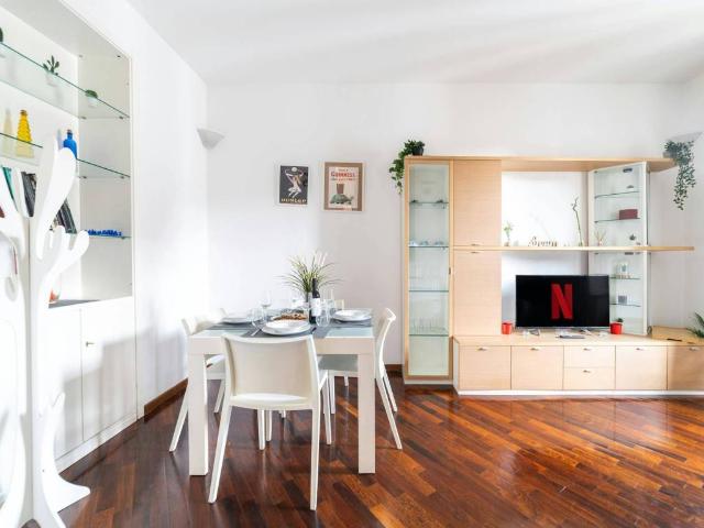 Appartamento in affitto a Quadronno, Milano