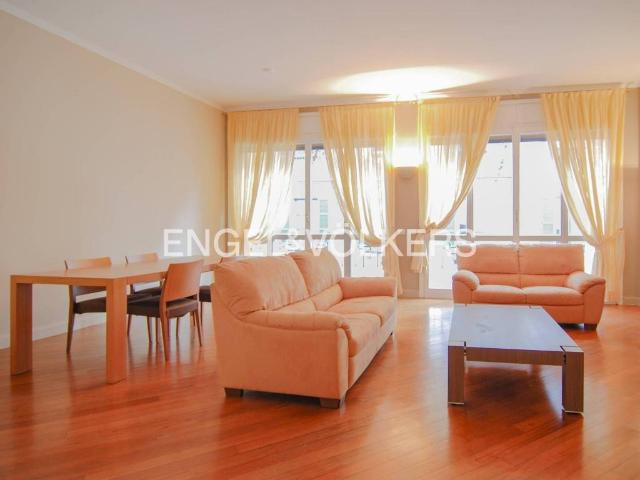 Appartamento in affitto a Centro storico, Milano