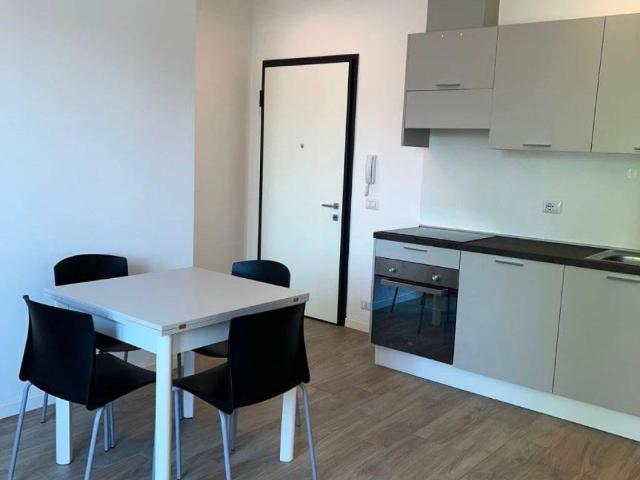 Appartamento in affitto a Municipio 2, Milano