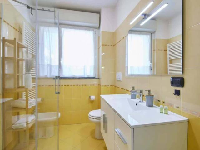 Appartamento in affitto a Municipio 6, Milano