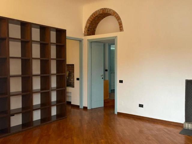 Appartamento in affitto a Navigli, Milano