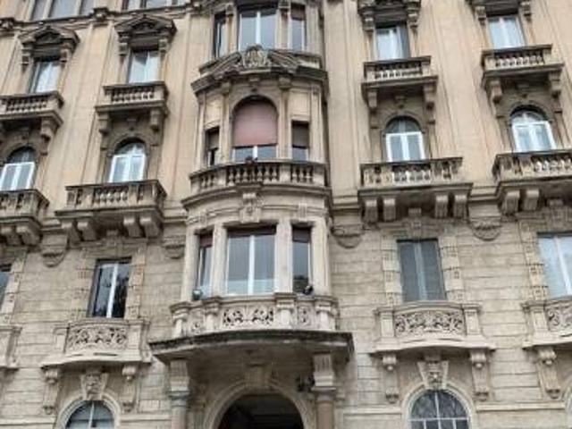 Appartamento in affitto a Municipio 1, Milano