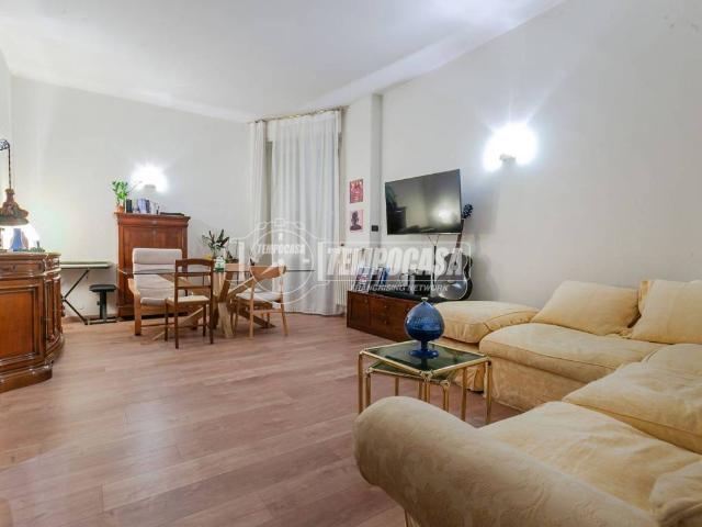 Appartamento in affitto a Municipio 9, Milano