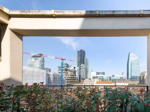 Appartamento in affitto a Centro storico, Milano