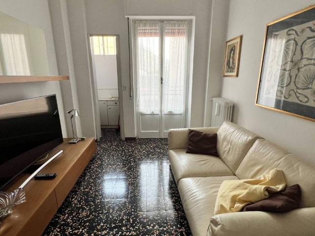 Appartamento in affitto a Municipio 9, Milano