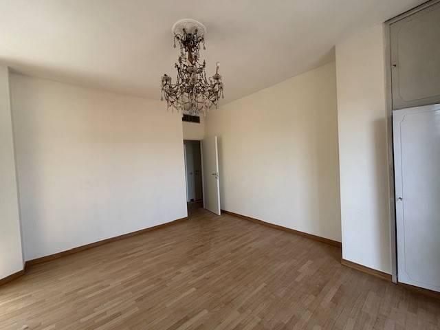 Appartamento in affitto a Municipio 2, Milano