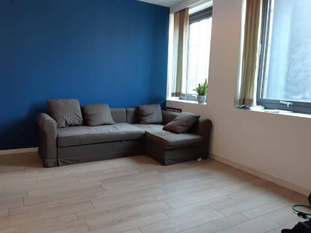Appartamento in affitto a Municipio 9, Milano