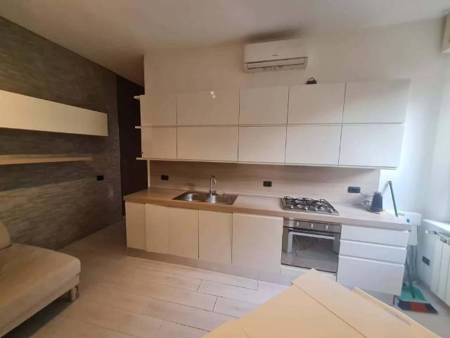 Appartamento in affitto a Centrale, Milano