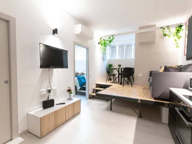 Appartamento in affitto a Municipio 9, Milano