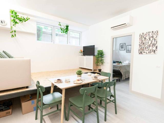 Appartamento in affitto a Municipio 9, Milano