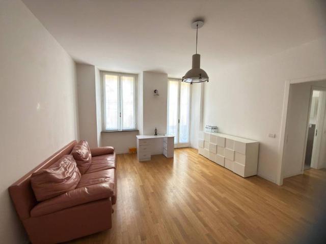 Appartamento in affitto a Centro storico, Milano